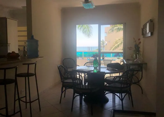 área nobre da praia grande, vista para o mar, 3 suítes
